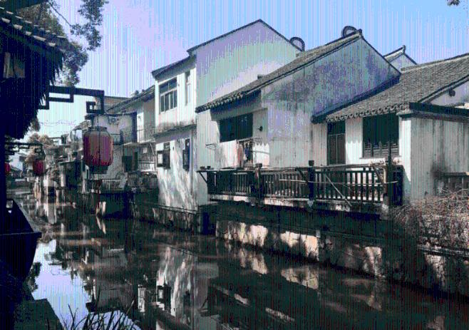 空中抛枪